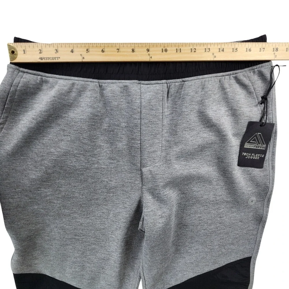 Aeropostale Aero MVMNT Tech Fleece Joggers Mens Large Gray‎ Black Colorblock NWT